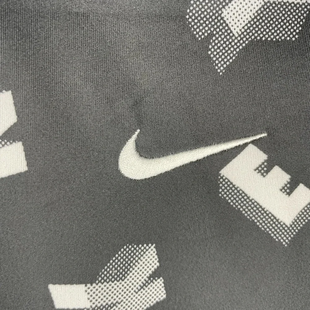 Nike Youth All Over Print Short Sleeve Tee Black White Size Large Sporty Active